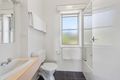Coach House Launceston - Accommodation Gladstone 22