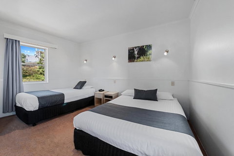 Coach House Launceston - Accommodation Gladstone 10