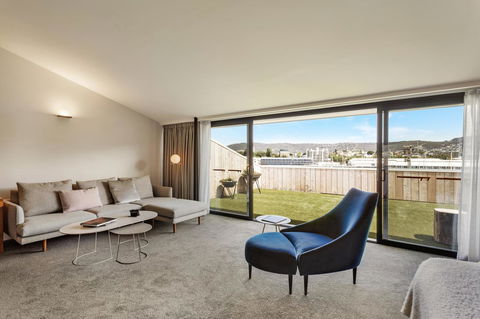 MACq 01 Hotel - Accommodation Gladstone 24