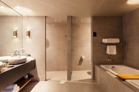 MACq 01 Hotel - Accommodation Gladstone 27