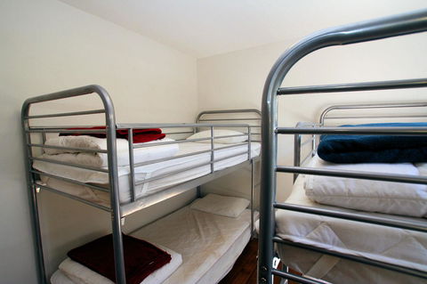 Bridport Holiday Rental - Accommodation Gladstone 12