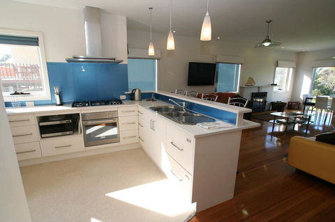 Bridport Holiday Rental - Accommodation Gladstone 8