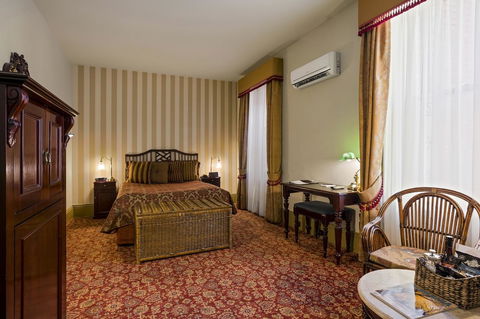 Hadley\'s Orient Hotel - Accommodation Gladstone 31