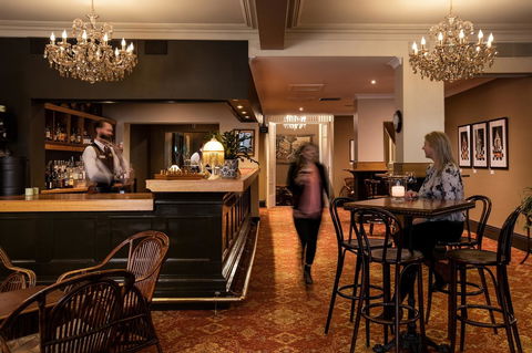 Hadley\'s Orient Hotel - Accommodation Gladstone 15