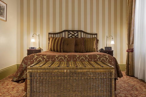 Hadley\'s Orient Hotel - Accommodation Gladstone 30