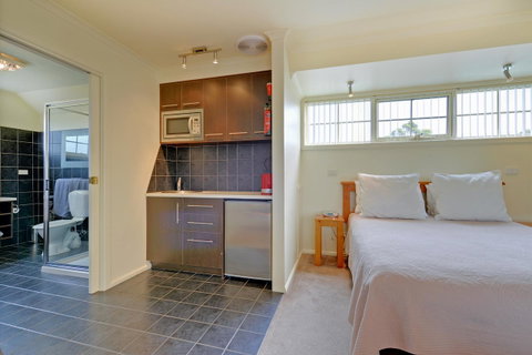 Aloft Boutique Accommodation - Accommodation Gladstone 9