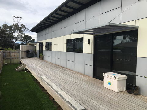 Georges Bay Apartments - Accommodation Gladstone 14