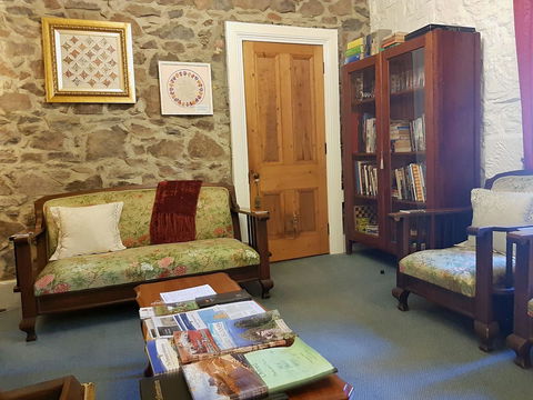 Orford's Sanda House B&B - Accommodation Gladstone 13