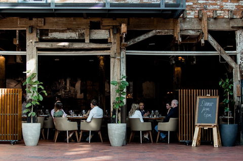 The Henry Jones Art Hotel - Accommodation Gladstone 7