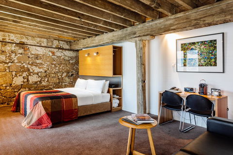The Henry Jones Art Hotel - Accommodation Gladstone 42