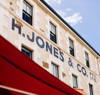 The Henry Jones Art Hotel - Accommodation Gladstone