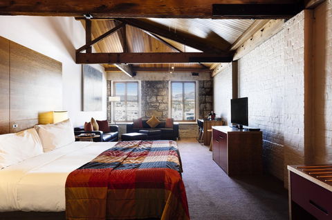 The Henry Jones Art Hotel - Accommodation Gladstone 22