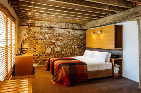 The Henry Jones Art Hotel - Accommodation Gladstone 16