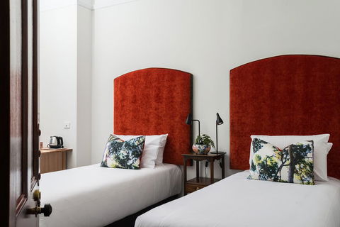 The Florance - Accommodation Gladstone 30