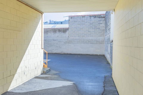 4 Bedroom House - Hobart CBD - Free Parking - Free WIFI - Accommodation Gladstone 26