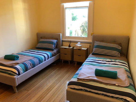 Riverbank Villa - Accommodation Gladstone 2