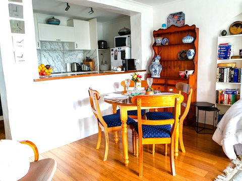 Million Dollar Views - Accommodation Gladstone 17