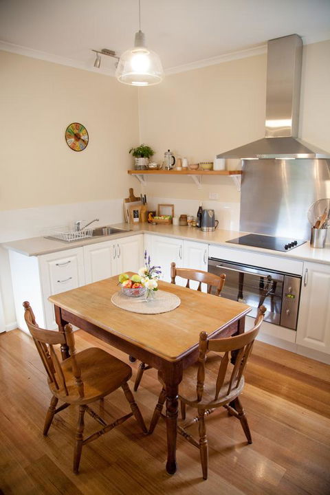 The Pear Cottage - Accommodation Gladstone 10