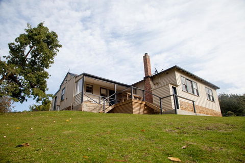 The Pear Cottage - Accommodation Gladstone 3