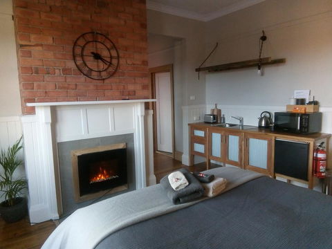 The Station House - Accommodation Gladstone 3