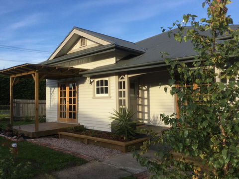 The Station House - Accommodation Gladstone 17