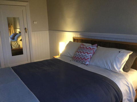The Station House - Accommodation Gladstone 10
