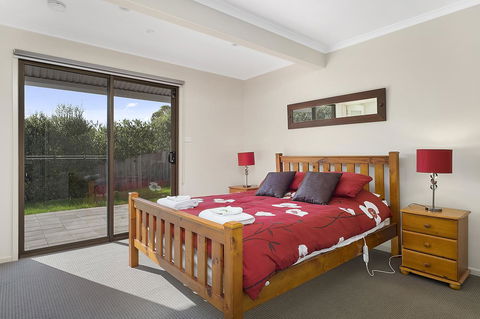 Mirramar House - Accommodation Gladstone 16