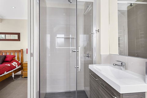 Mirramar House - Accommodation Gladstone 17