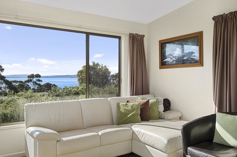 Mirramar House - Accommodation Gladstone 1