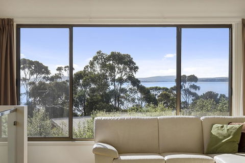 Mirramar House - Accommodation Gladstone 2