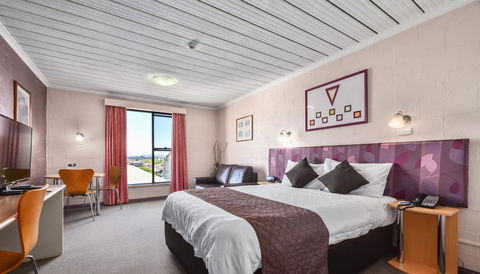 Balmoral On York - Accommodation Gladstone 2