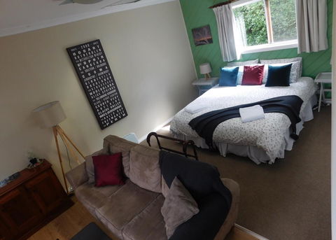 Amble\'a\'While On Tamar - Accommodation Gladstone 12