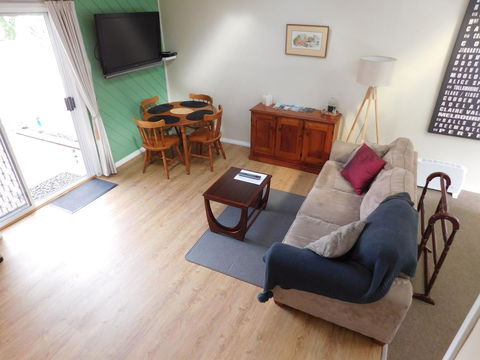 Amble\'a\'While On Tamar - Accommodation Gladstone 1