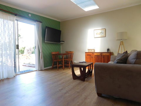 Amble\'a\'While On Tamar - Accommodation Gladstone 16