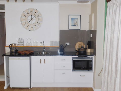 Amble\'a\'While On Tamar - Accommodation Gladstone 15