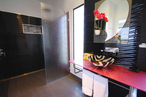 Horizon Deluxe Apartments - Accommodation Gladstone 4