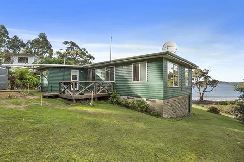Summertime Cottage - Accommodation Gladstone 15