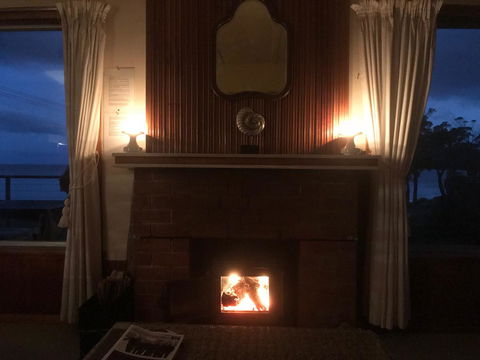 Summertime Cottage - Accommodation Gladstone 8