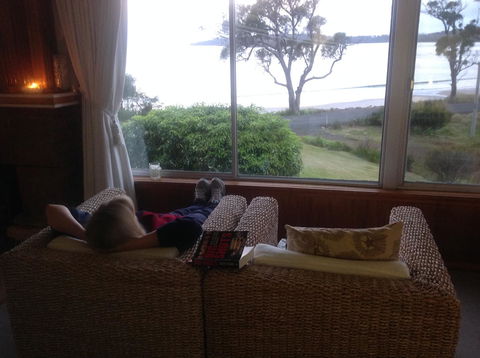 Summertime Cottage - Accommodation Gladstone 36