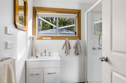 Summertime Cottage - Accommodation Gladstone 33