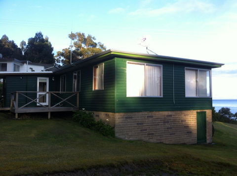 Summertime Cottage - Accommodation Gladstone 32