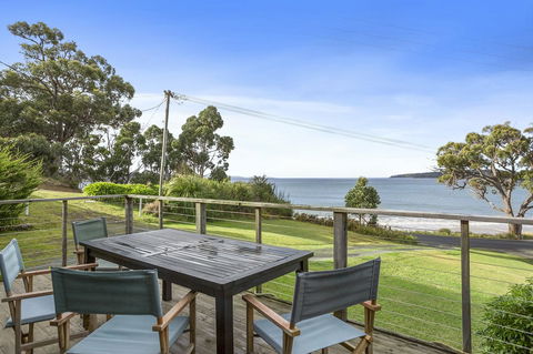 Summertime Cottage - Accommodation Gladstone 16