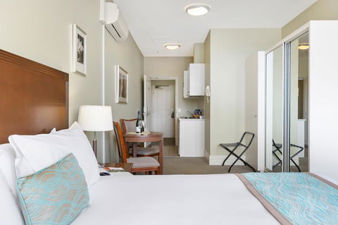 Launceston Central Apartment Hotel Official - Accommodation Gladstone 2