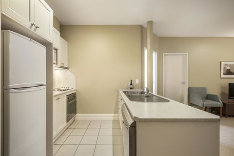 Launceston Central Apartment Hotel Official - Accommodation Gladstone 19