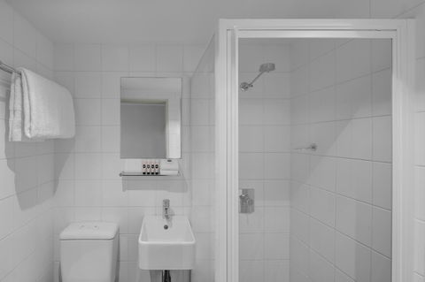 Travelodge Hotel Hobart - Accommodation Gladstone 8