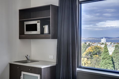 Travelodge Hotel Hobart - Accommodation Gladstone 3