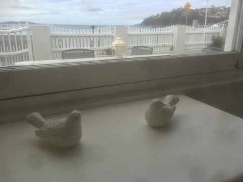 The Ultimate Beach House - Accommodation Gladstone 18