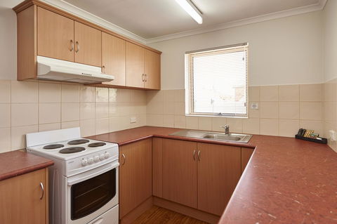 Elphin Serviced Apartments - Accommodation Gladstone 26