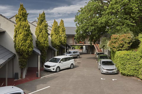 Elphin Serviced Apartments - Accommodation Gladstone 12