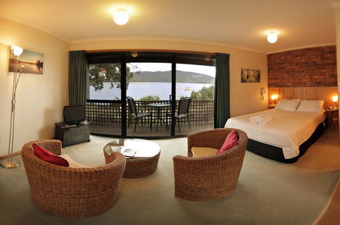 Driftwood - Accommodation Gladstone 2
